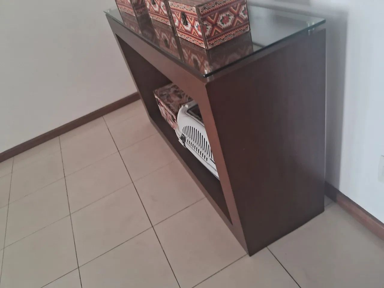 Amparados de MDF com avarias