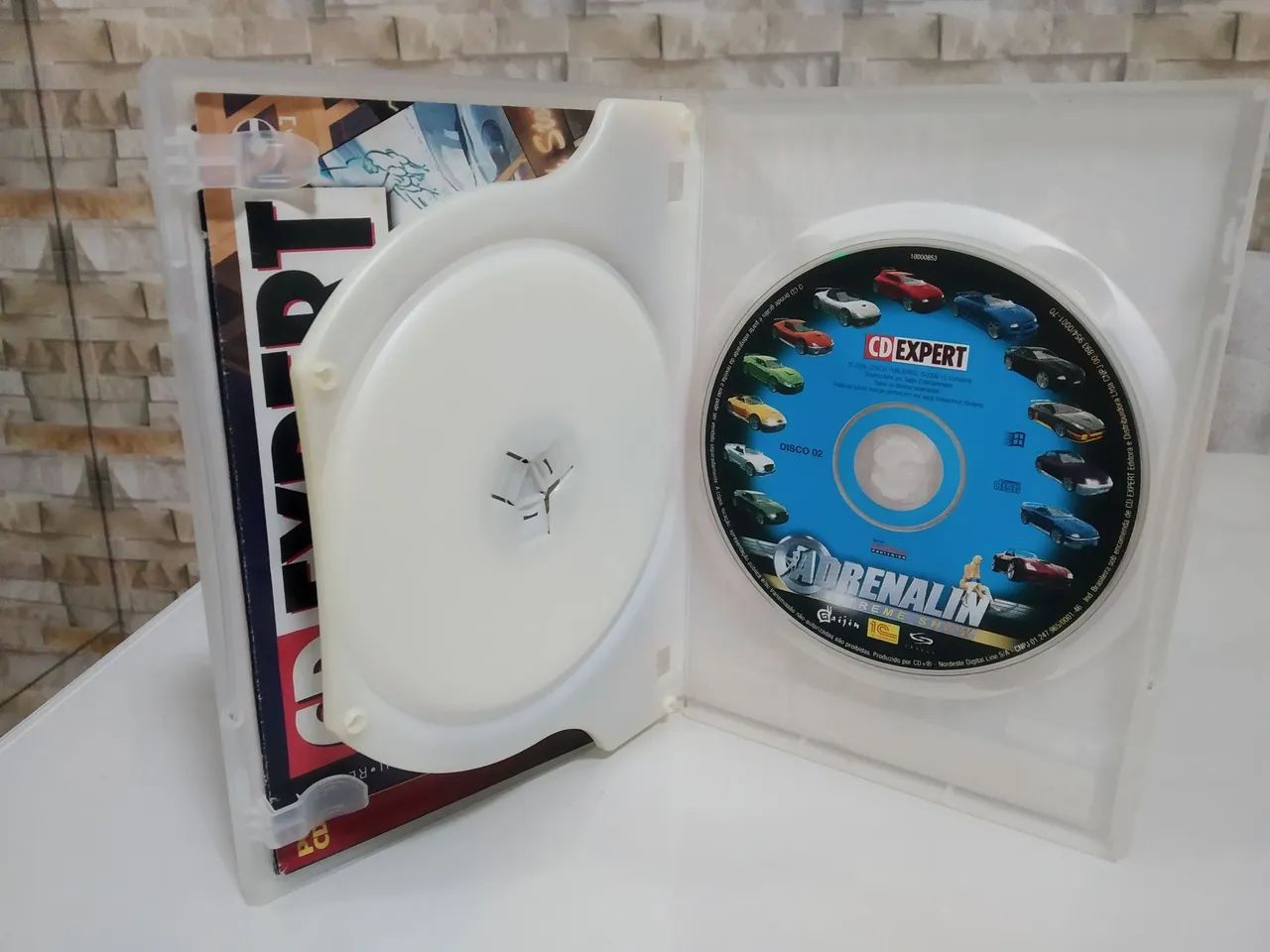 Jogo original para PC Adrenalin: Extreme Show com encarte/poster