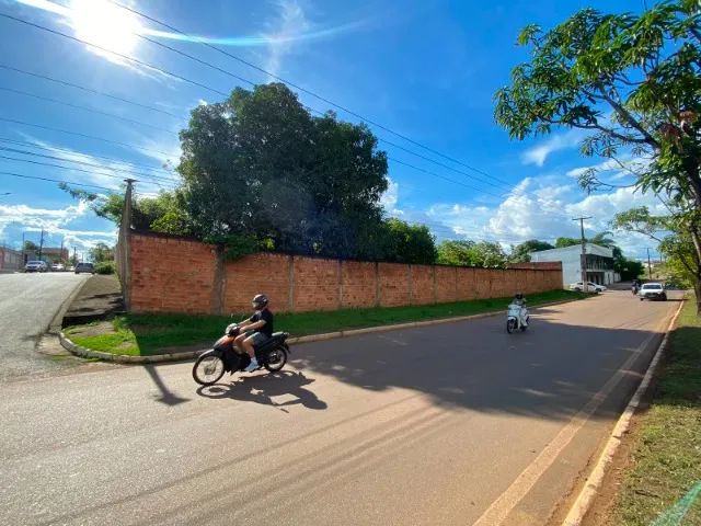 TERRENO COM LOCALIZAÇAO PRIVILEGIADA 1.428 m²