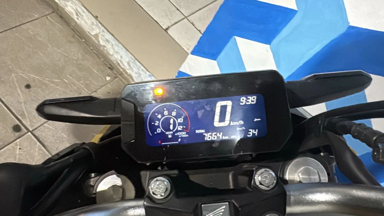 Vendo CB300F - Foto 2