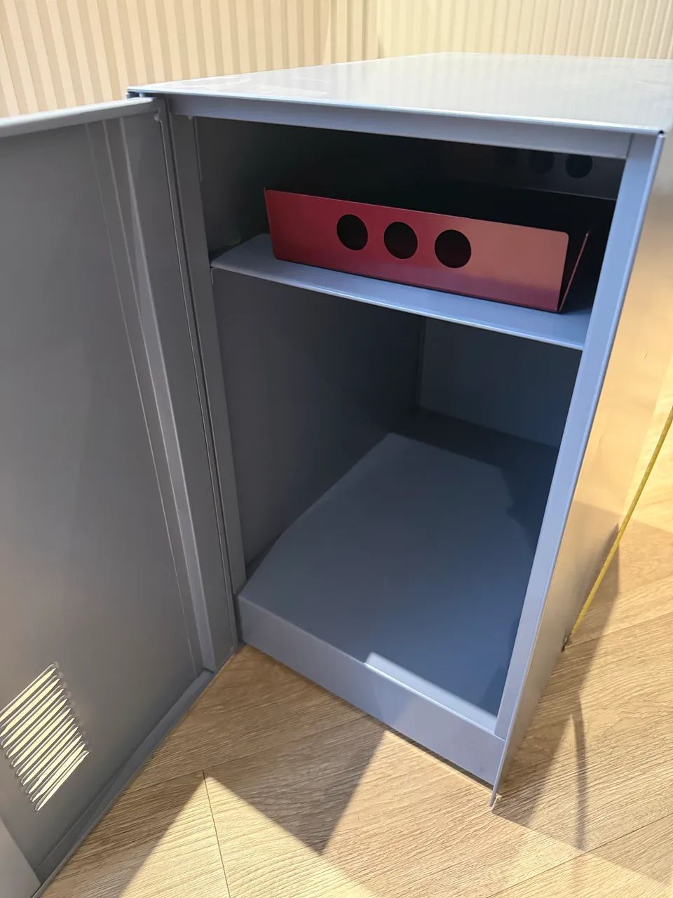 Mini locker e gaveteiro Securit em aço com bandeja