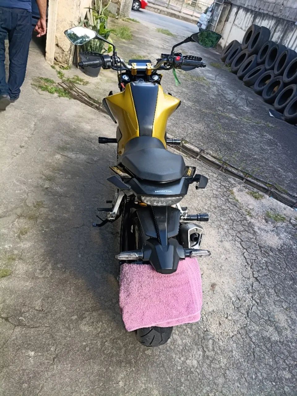 Honda/CB300F Twister ano/modelo 2023 7600 kms único dono.esta na garantia  - Foto 5