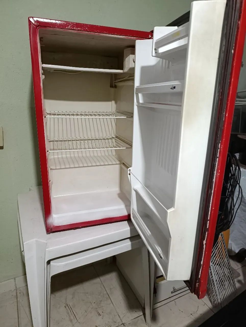 Vendo um frigobar funcionando perfeitamente  - Foto 4