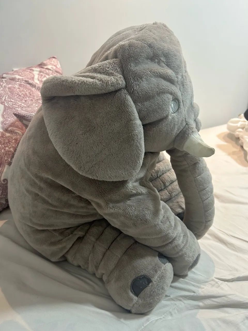Travesseiro elefante de pelúcia  - Foto 3