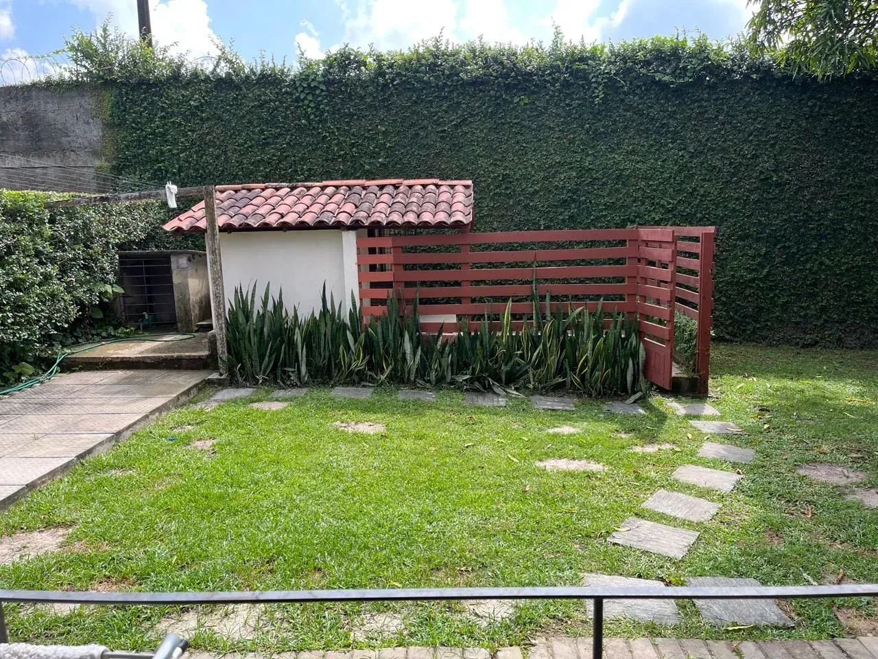 casa nascente em condomínio com super lote de 1640m2, área de lazer! - Foto 5
