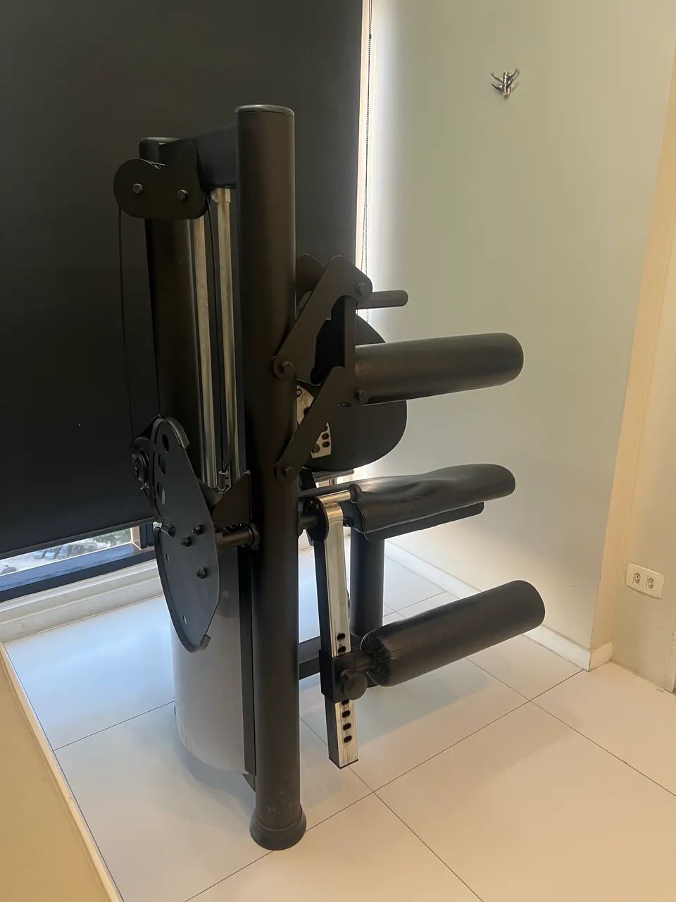 Cadeira flexora e extensora - Foto 3