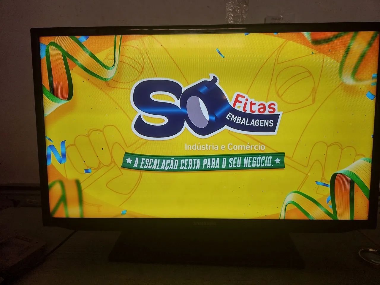 TV SAMSUNG LED 32FH5203 - Foto 2