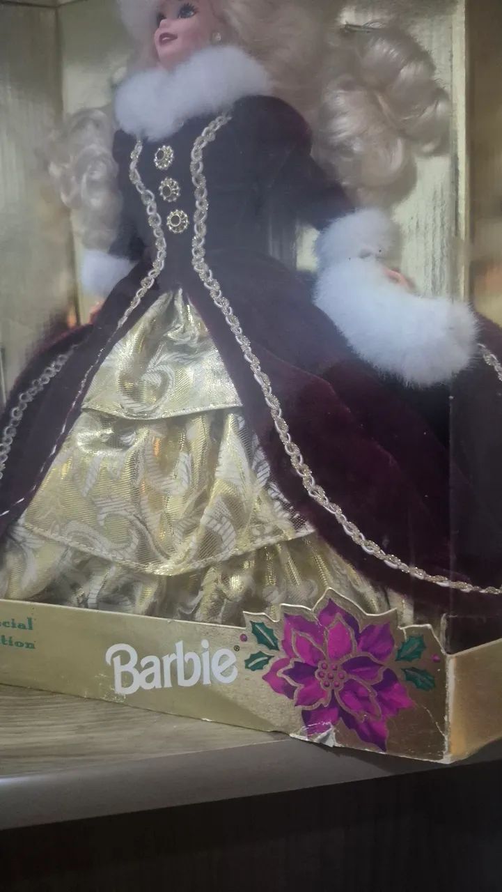 Boneca Barbie Holiday 1996 LACRADA - Foto 4