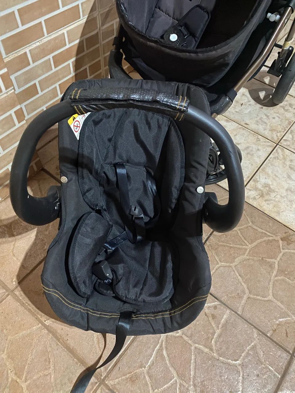 Carrinho de bebê + bebê conforto  - Foto 2