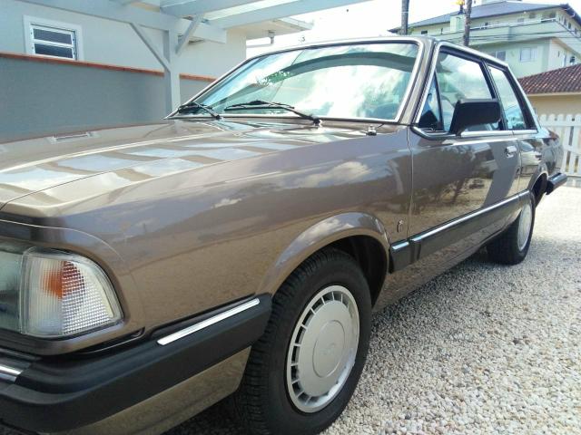 Vendo Ford Del Rey 1.6 CHT1985 guia - Foto 2