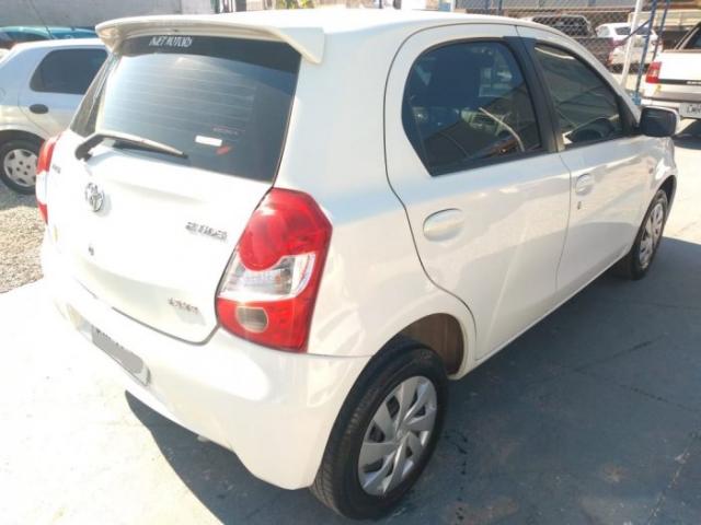 Toyota etios hatch 2013 1.3 xs 16v flex 4p manual - Foto 4