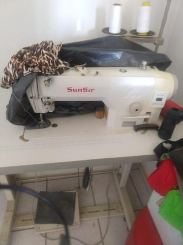 Máquina de costura industrial completa