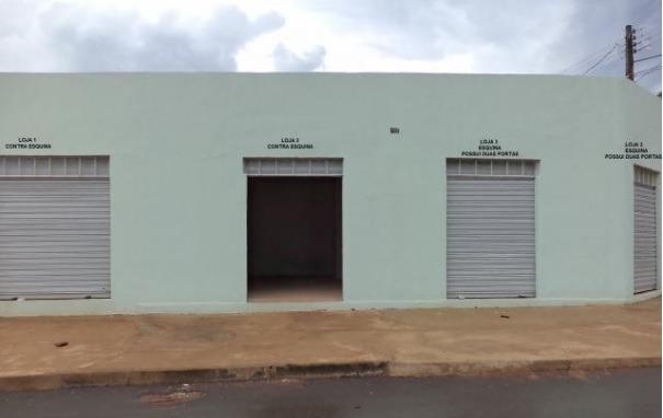 Alugo loja na Av. Vereador José Eduardo no Jardim Todos os Santos em Senador Canedo