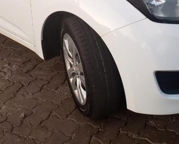 HYUNDAI HB20S 1.6 COMFORT PLUS 16V FLEX 4P MANUAL. - Foto 5