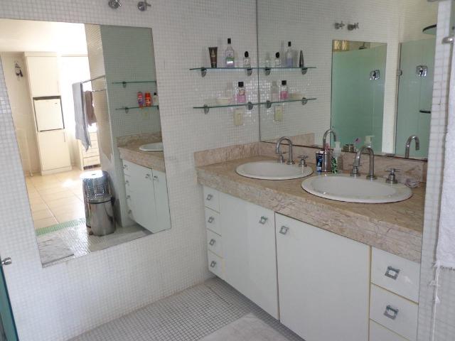 Condomínio de alto padrão casa 5 quartos sendo 4 suites - Foto 14