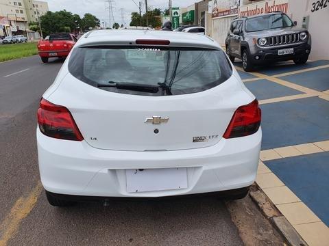Chevrolet ONIX - Foto 3