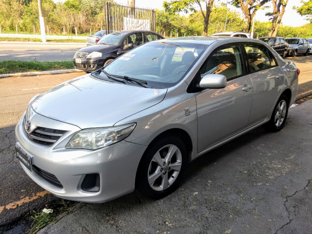 Toyota Corrolla GLI 1.8 Flex Aut - Foto 3