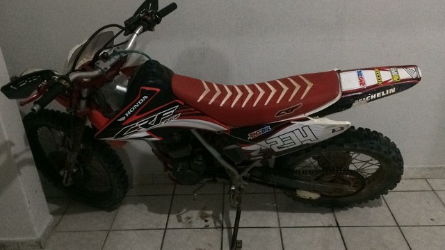 XR 200 PARA TRILHA OU USO RURAL