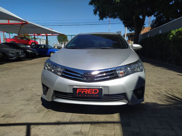 COROLLA XEI 16/17 CARRO EXTRA