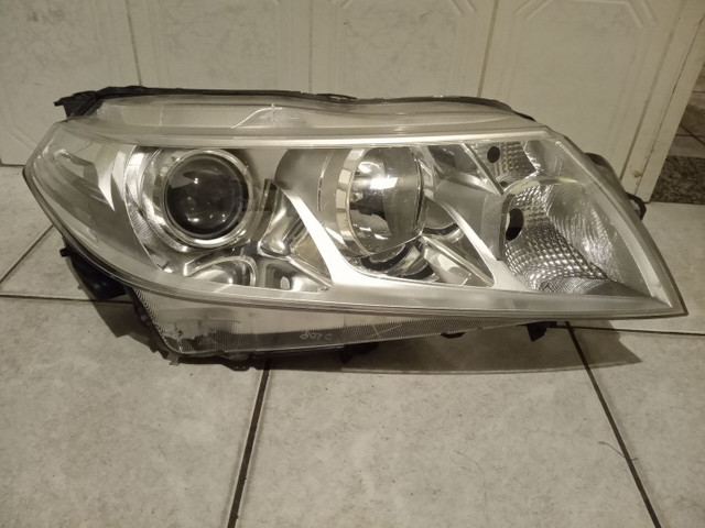 Farol direito Suzuki grand vitara 2018 2019