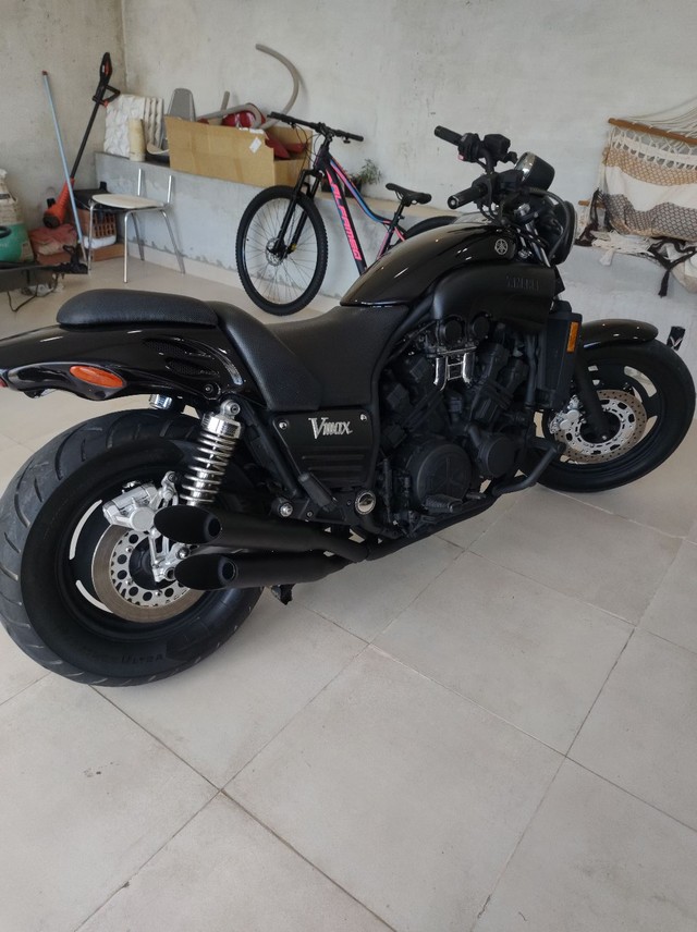 YAMAHA    V-MAX 1200 