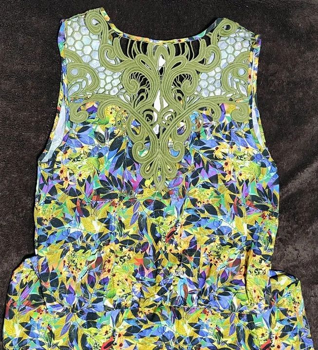 Vestido floral com renda - Tamanho M - Foto 3