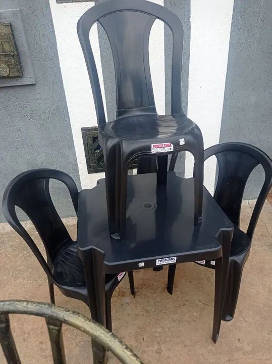 Jogos de Mesas novos de plástico forte e resistente. - Foto 4