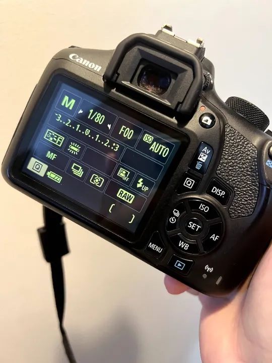 Canon EOS Rebel T6 + lente EF 18-55mm - Foto 2