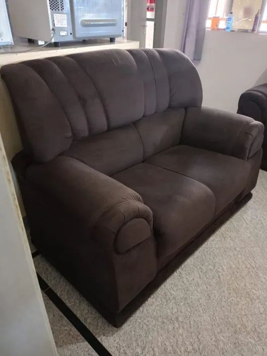 Sofá Marrom Suede com dois e três lugares. - Foto 3
