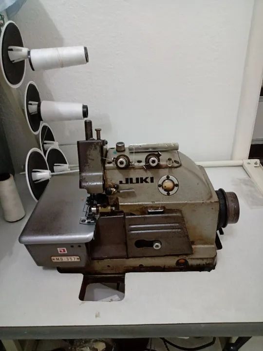 Máquina de Costura Overlock Juki MB-357