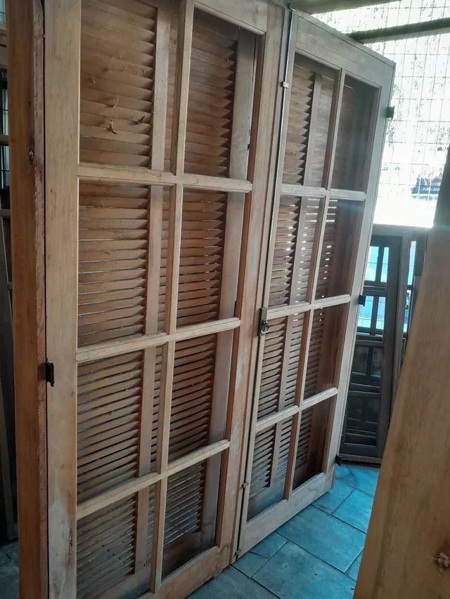 Balcão abrir/abrir 1.60mt de largura 2.10mt de altura 