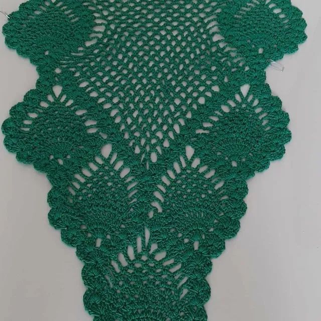 trilho para mesa em croche