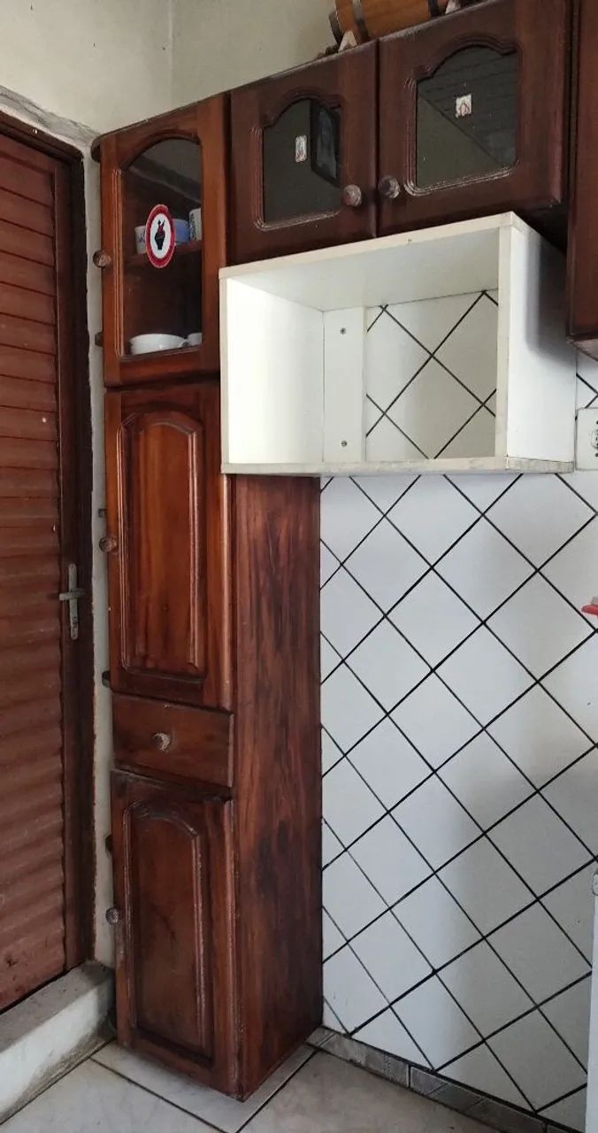 Solid Wood Kitchen Cabinet