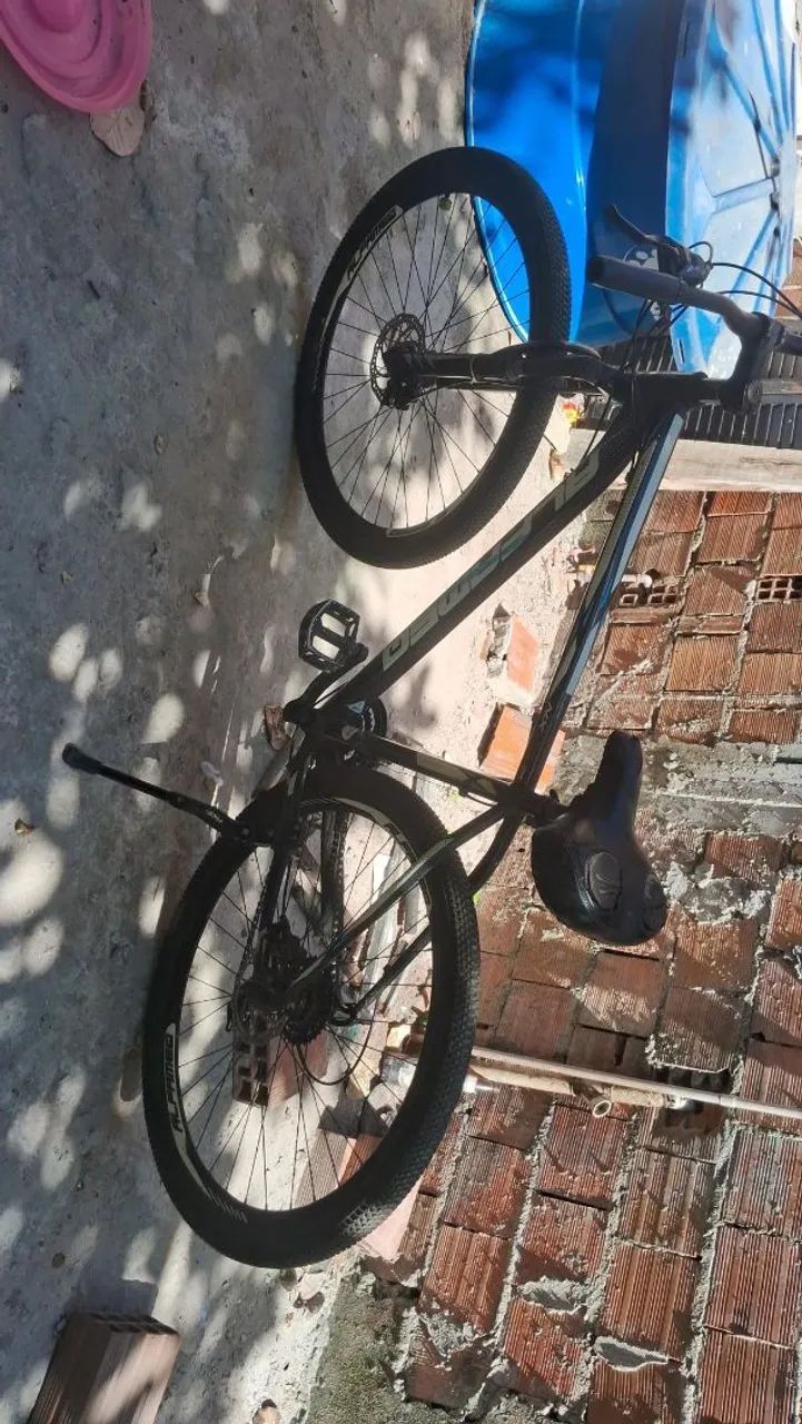 Bicicleta Mountain Bike