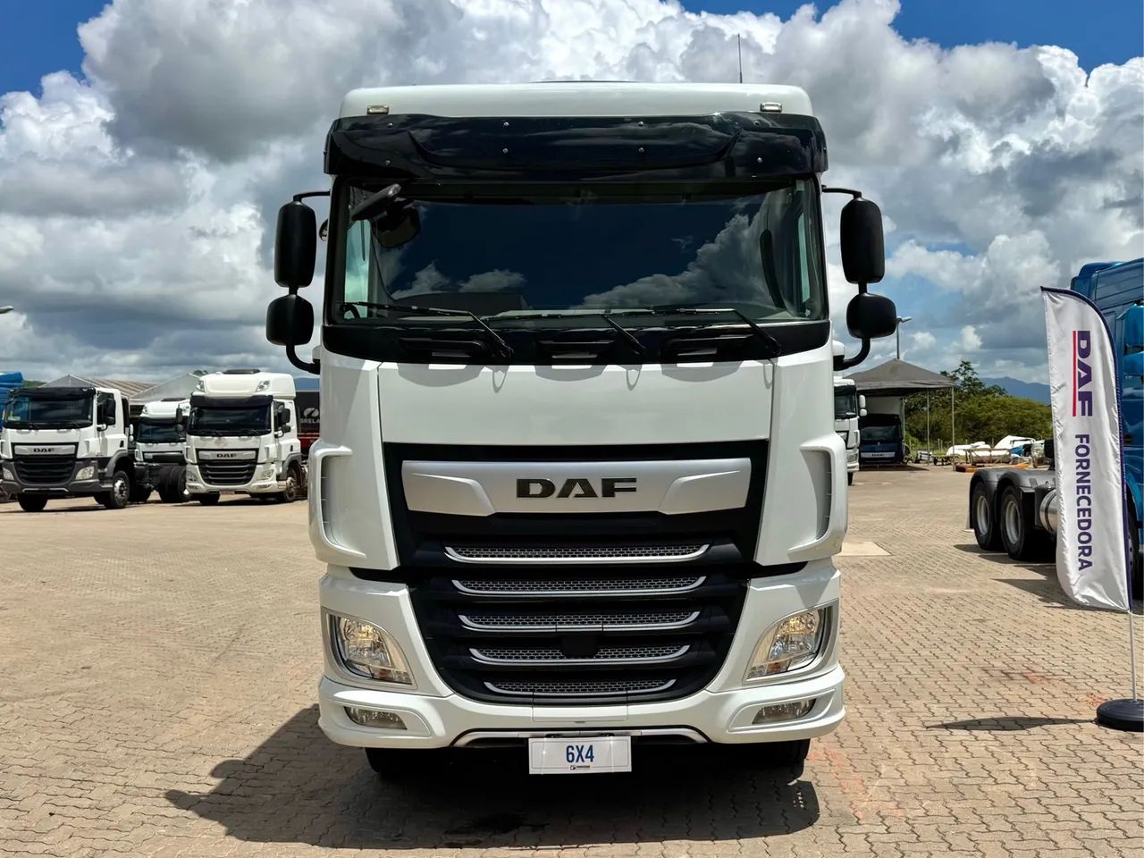 Daf XF 530 FTT 6x4 Aut. 2023 Completo (extra)Todos pneus novos + Garantia até 2026 - Foto 3