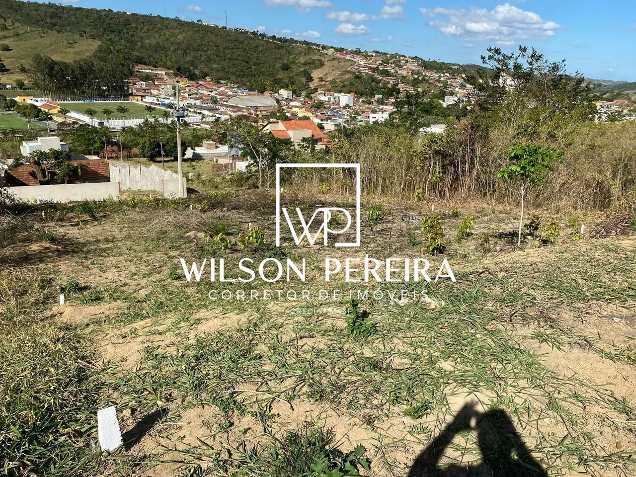 EXCELENTE LOTE COM ÓTIMA LOCALIZAÇÃO EM BANANEIRAS-PB