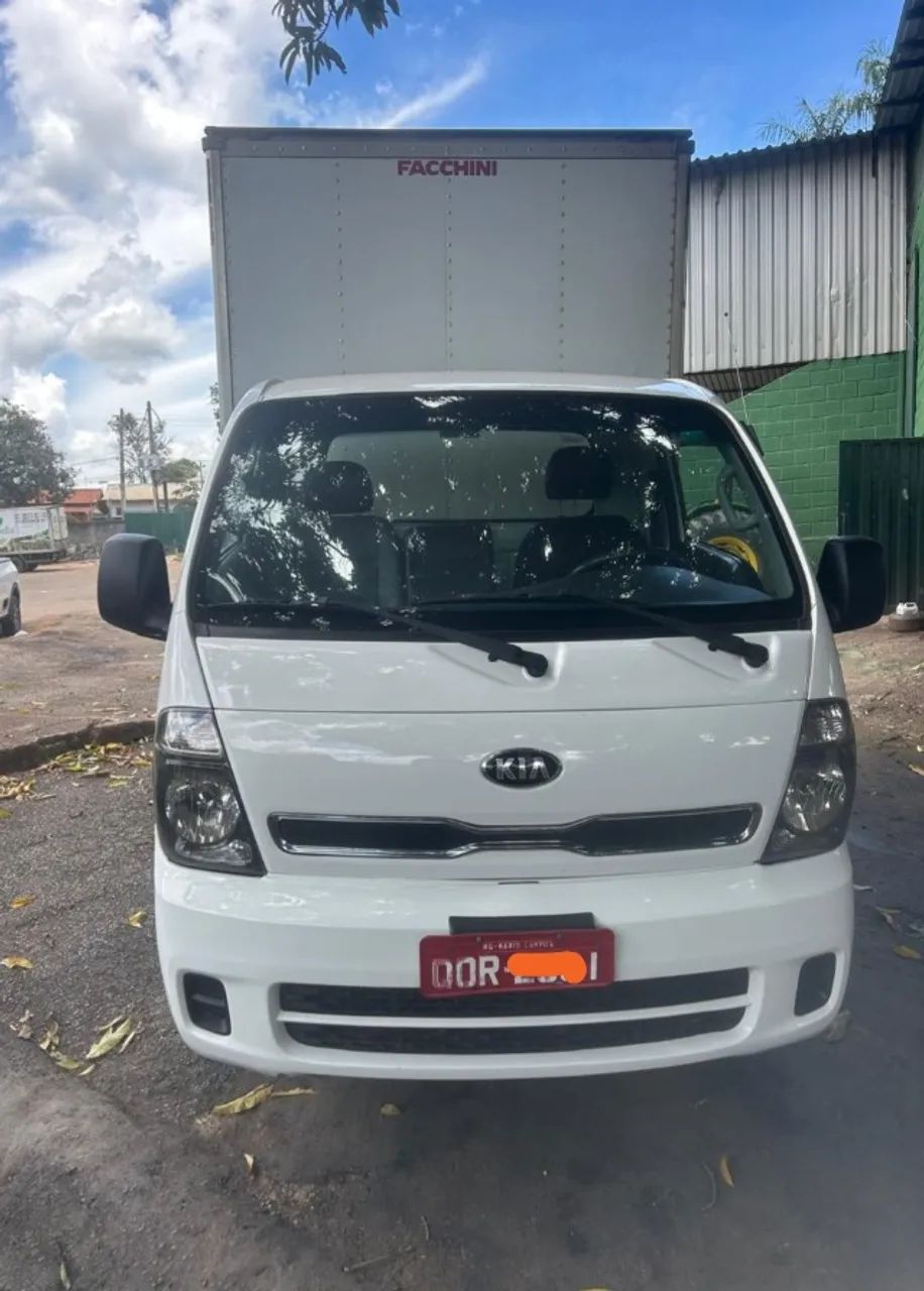 kIA BONGO, SUPER NOVO!   
