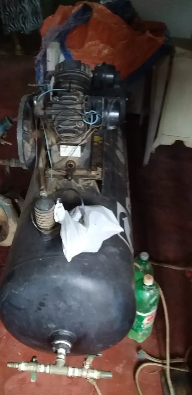 Vende-se: um compressor  - Foto 2