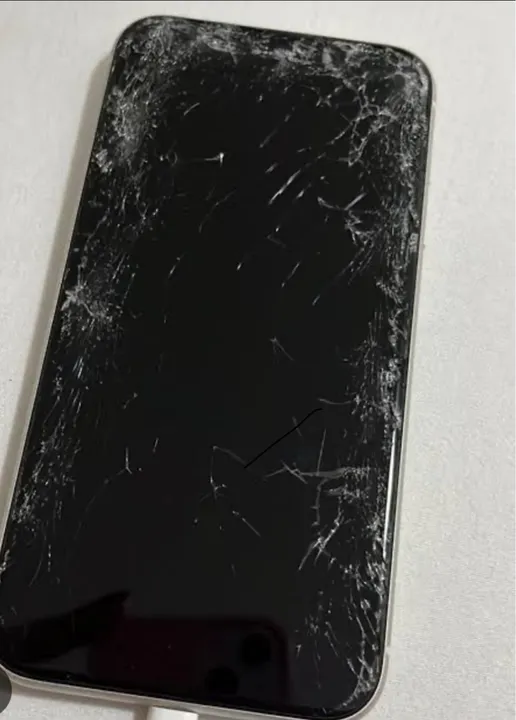 iPhone quebrado ou tampa traseira compr@@
