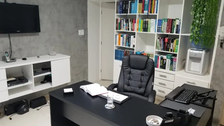 Sala de escritório alto padrão no ed. Delmiro Gouveia, Centro, Maceió, 30m2.
