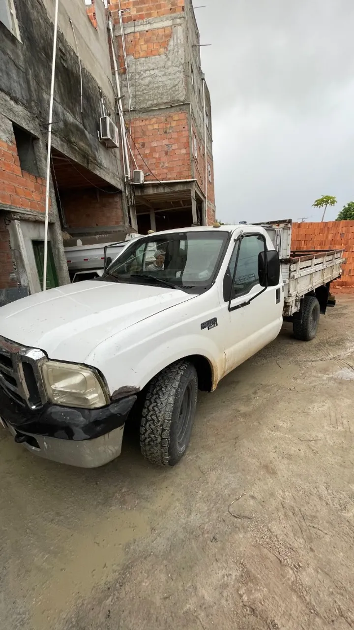 Caminhão Ford F350.