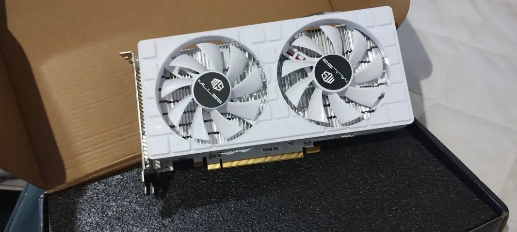 Rx 580 Branca Nova 3 meses Garantia  - Foto 2