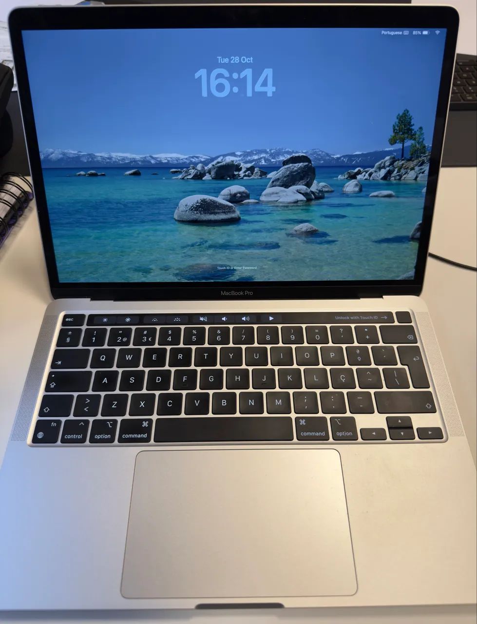 MacBook Pro 13 M2 (2022) 8GB RAM / 512GB SSD - Notebooks - Paraíso