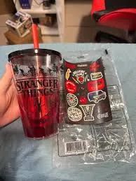 Copo Stranger Things c/ cartela de adesivos Oggi Sorvetes - Foto 3