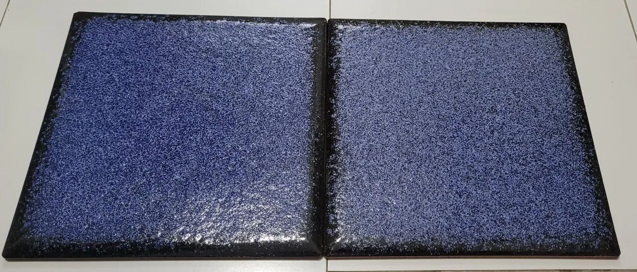 Quase 4m piso cerâmico azul marinho e preto - Foto 2
