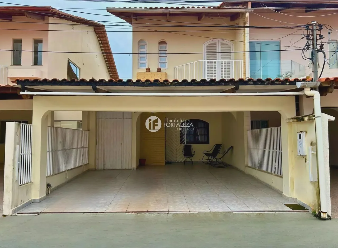 Sobrado Residencial Yumi
