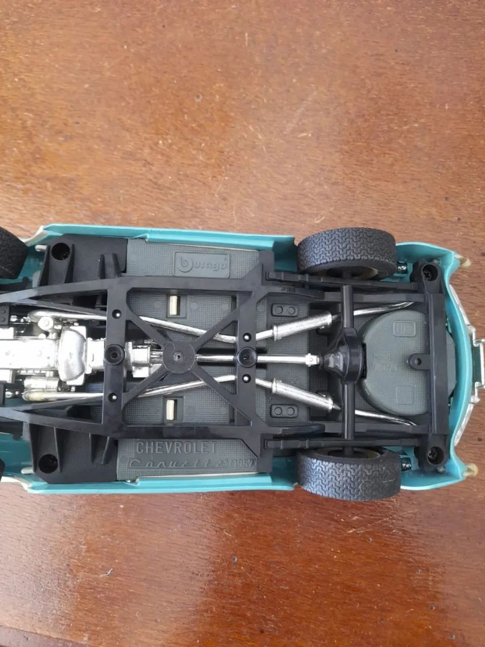Miniatura Chevrolet Corvette 1957 burago 1:18 - Foto 5
