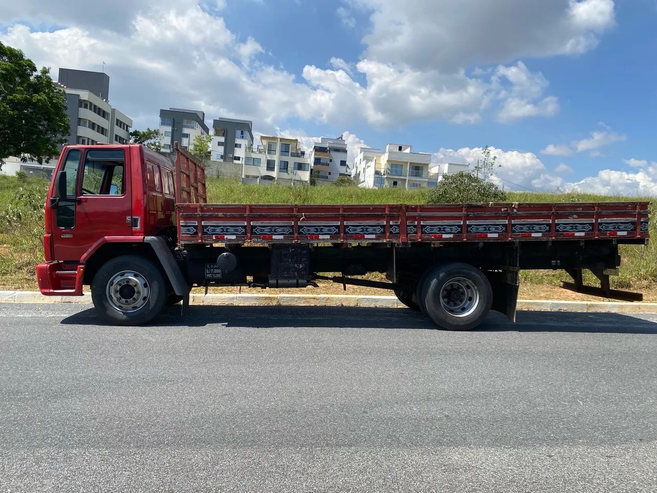 Ford Cargo 1317 e 2009 - Todo original, motor Cummins  - Foto 6