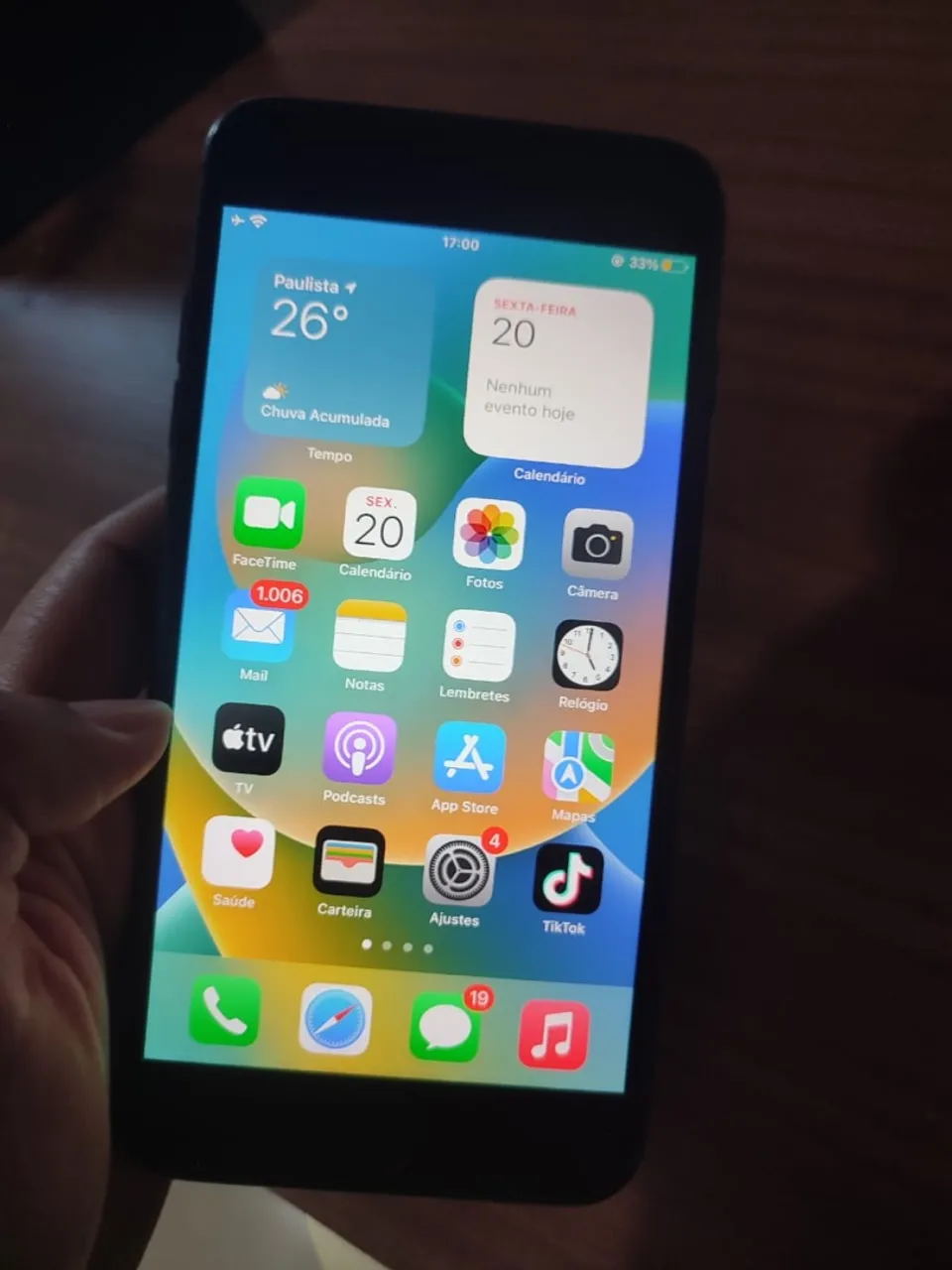 iPhone 8 Plus