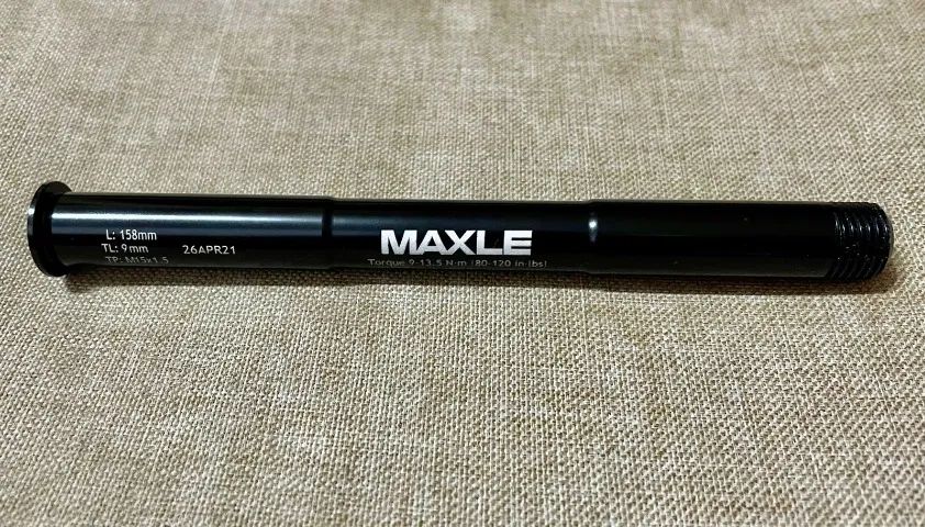 Eixo Boost dianteiro Maxle Stealth, NOVO !!!  - Foto 2